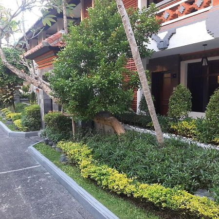 Dewa Bharata Bungalows Legian מראה חיצוני תמונה