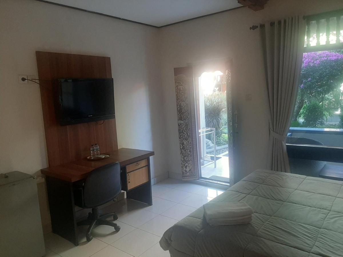 Dewa Bharata Bungalows Legian חדר תמונה